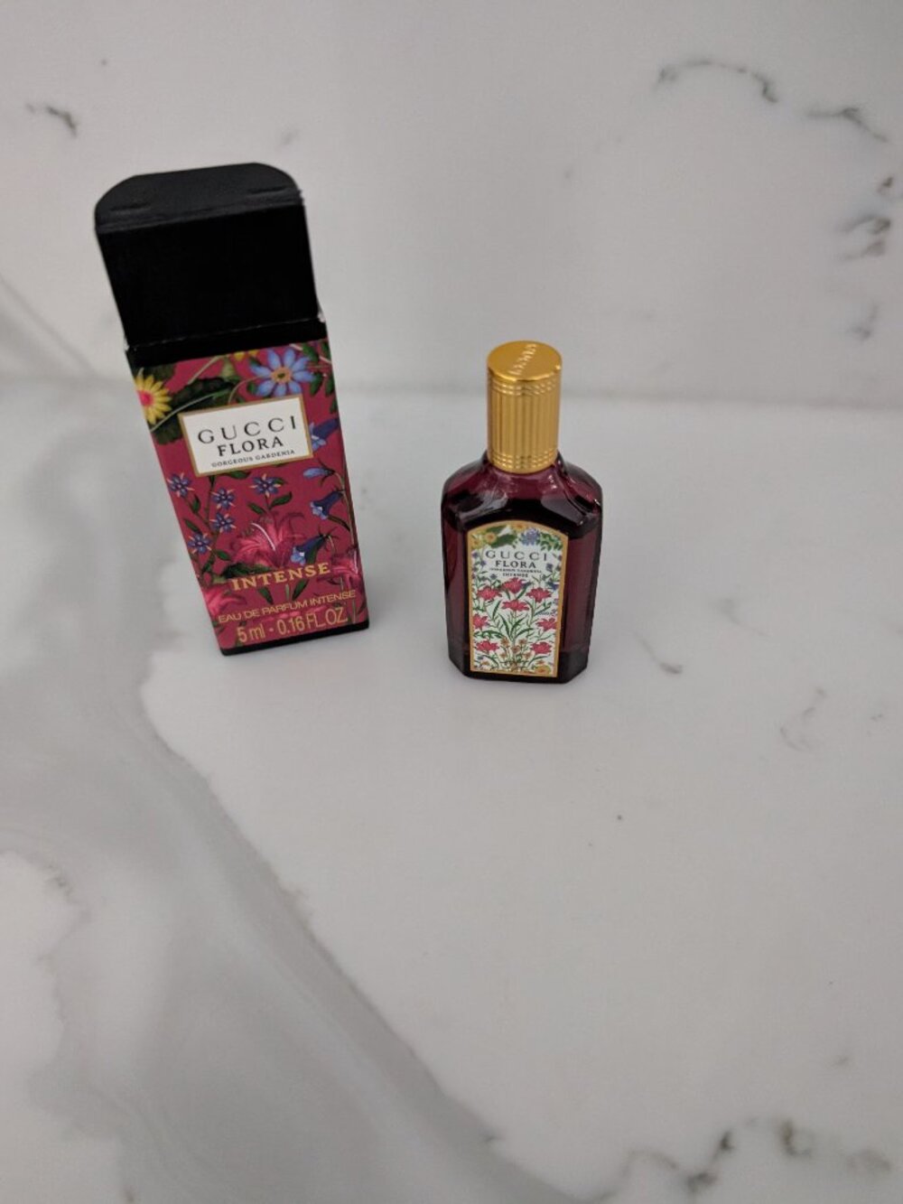 Gucci flora gorgeous gardenia intense miniature collectible